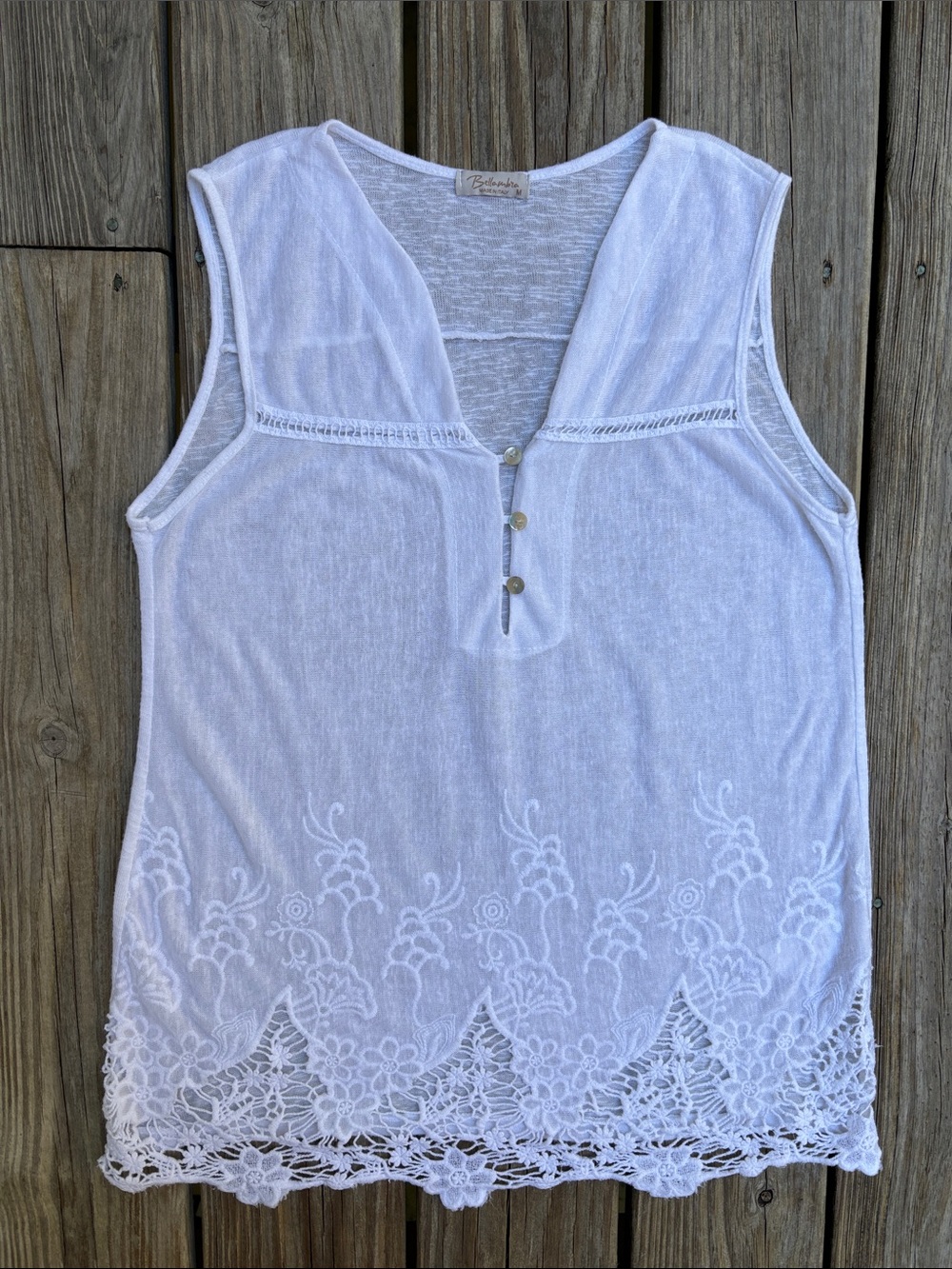 BELLA UMBRA | White Sleeveless Chic Feminine‎ Breezy Lace Crochet Tank | Size M